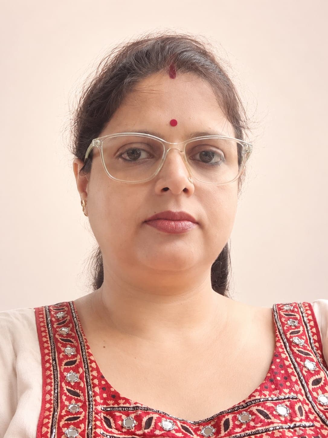 After Face Yoga result — Student before and after Face Yoga as part of a regular fitness class