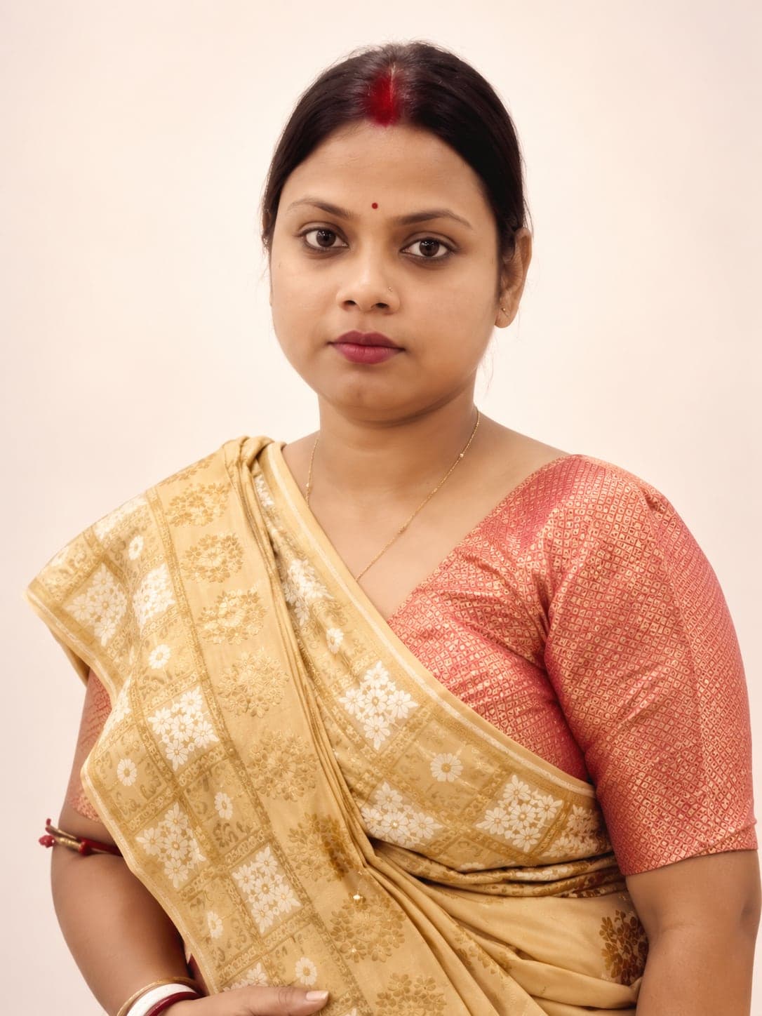 After Face Yoga result — Student before and after keeping Face Yoga as part of class